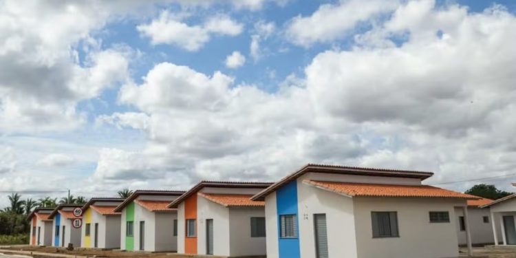 Quer sair do aluguel? Programa habitacional abre inscrições para famílias em cidade de MS