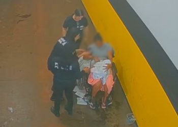 Visitante dá à luz em presídio de Dourados com ajuda de policiais; veja vídeo